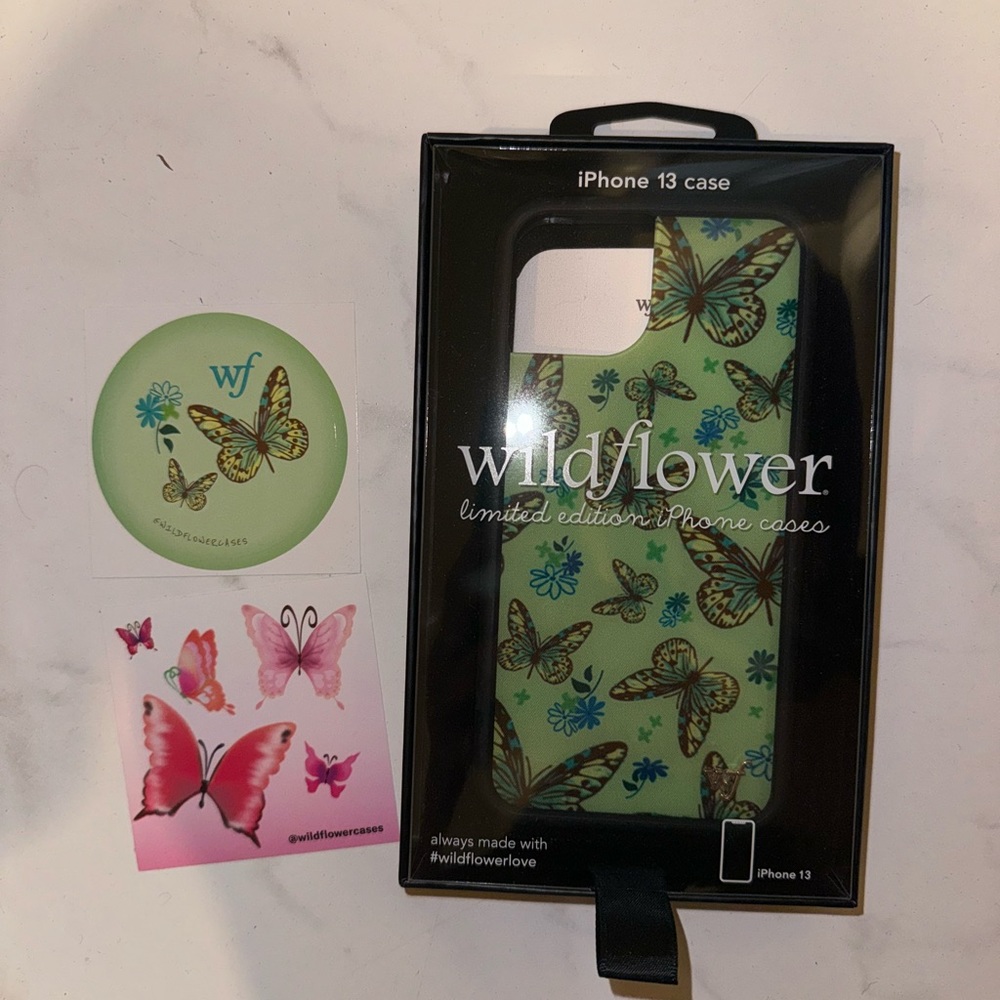 NWOT WILDFLOWER CASE